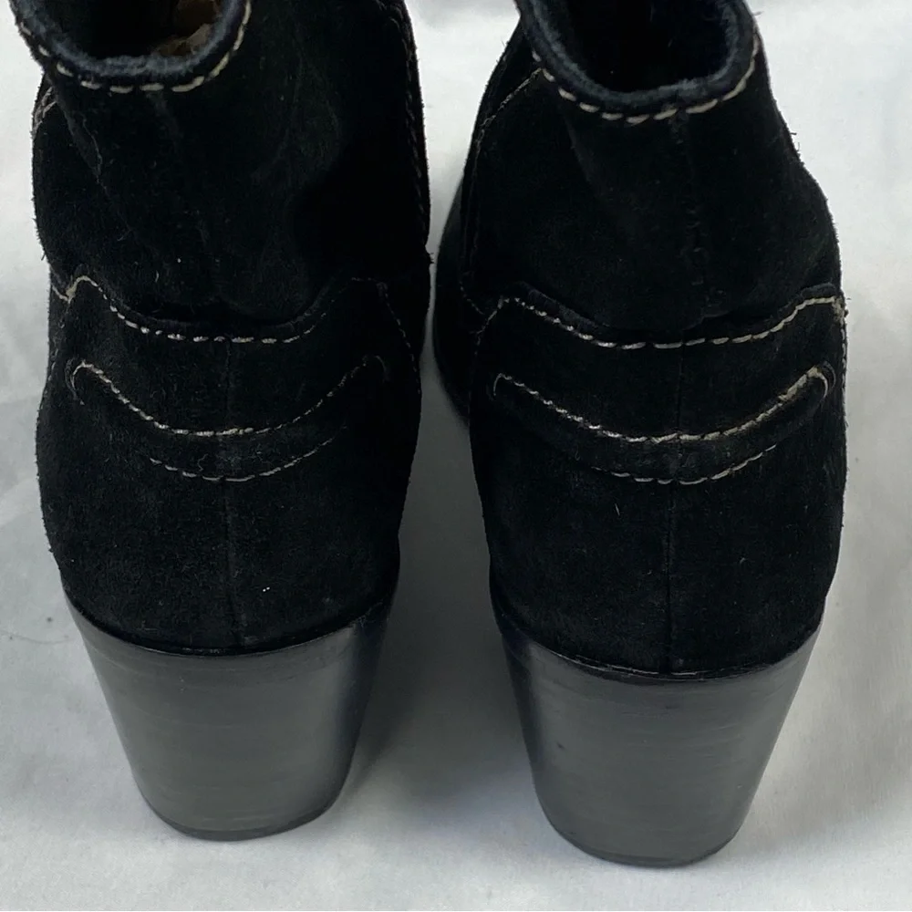 Vince Camuto VC-Maves Black Suede Ankle Boots 5.5 M